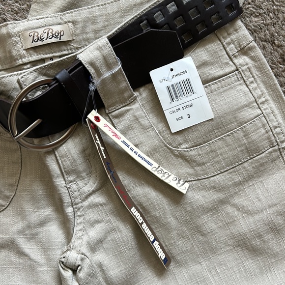 NWT khaki belted pants - Picture 5 of 5